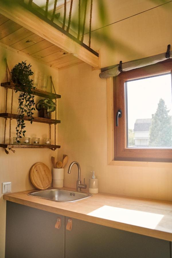 Tiny House Orebro Exterior photo